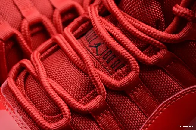 HYPE RetroGym 11 Air 378037-623 Red Jordan 0517